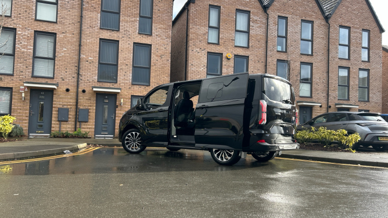 Ford Tourneo Custom 340 L1 Electric Rwd 160kW 65kWh H1 Titanium X 8 seater Auto